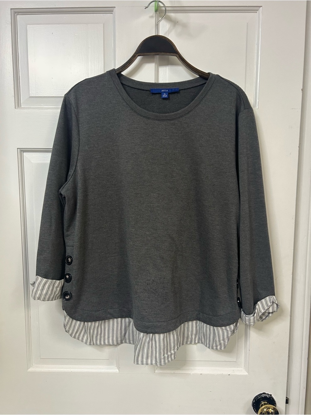 Apt. 9 Charcoal Gray Layered Button-Hem Sweatshirt